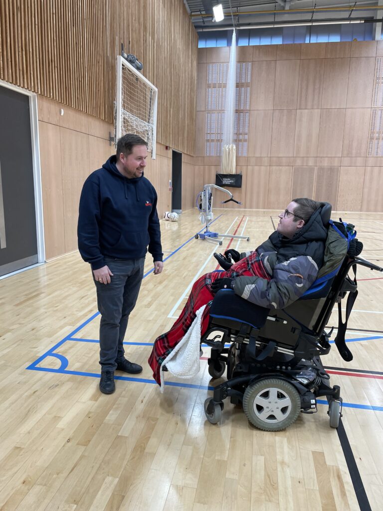 Tony-Rands-From-FR Scott-chats-with-Kai-Gill-from-Hull-and-East-Yorkshire-Powerchair-football-club-regarding-the-new-sponsorship-deal